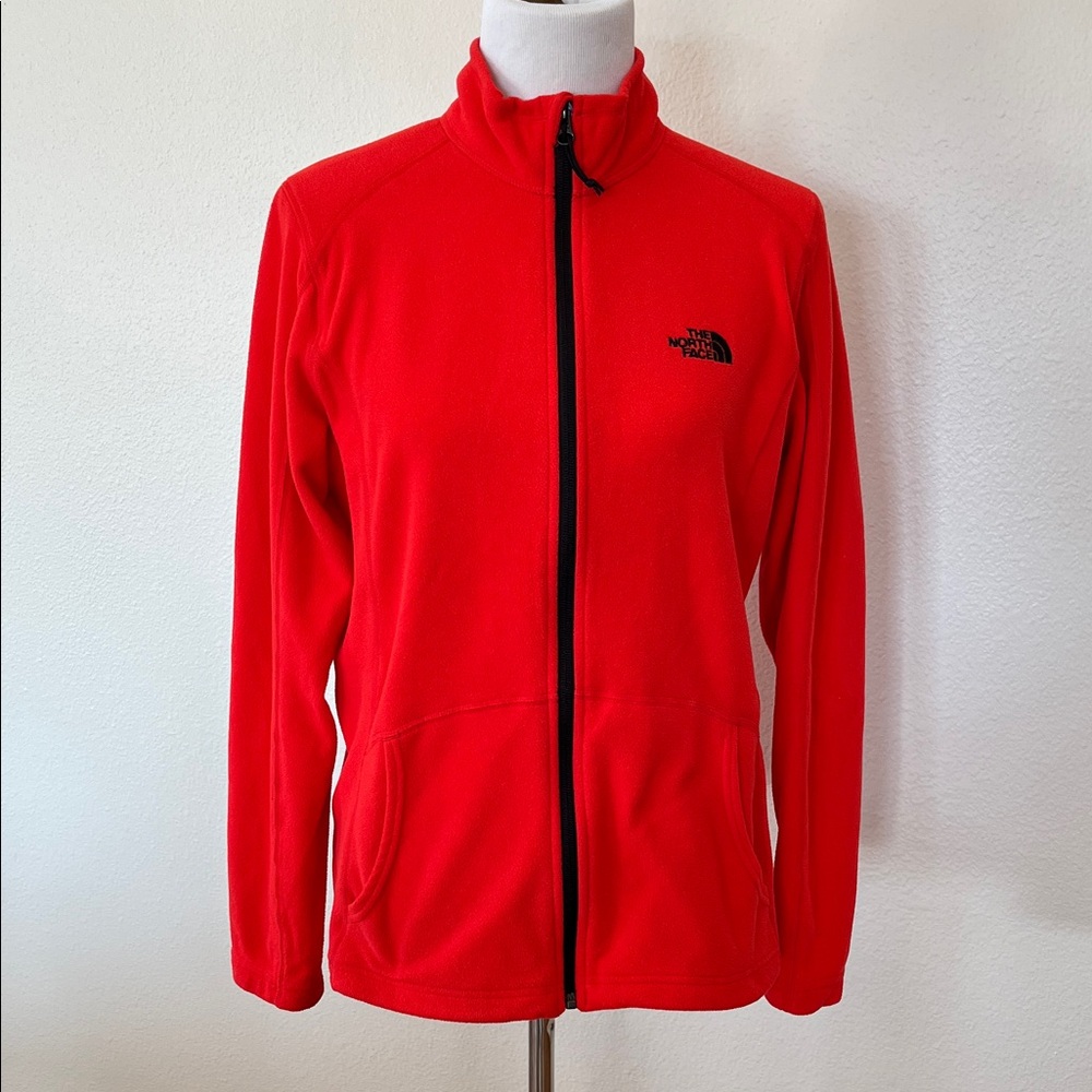 The North Face Women's Vibrant Red fleece NWOT
SIZE LG